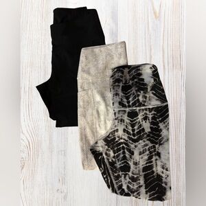 Evolution and Creation + RBX Women's Leggings - Black, Gray, and Cream